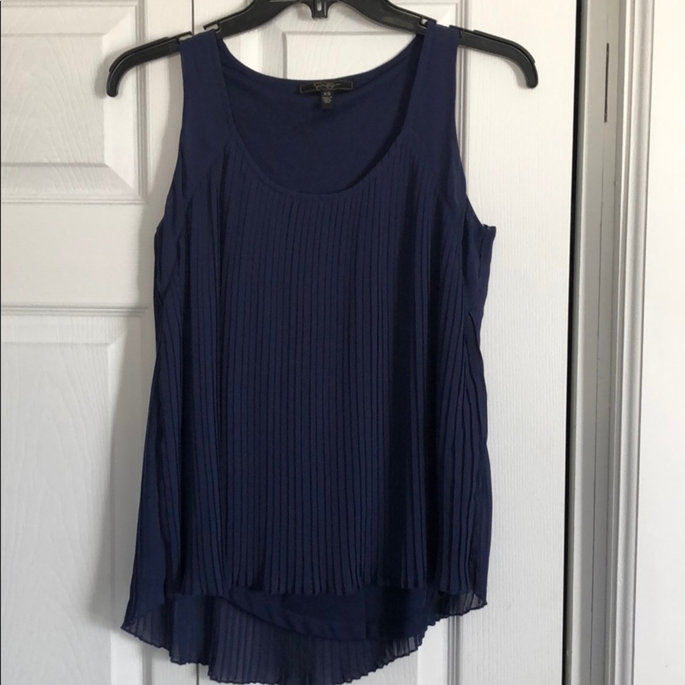 Jessica Simpson flowy tank